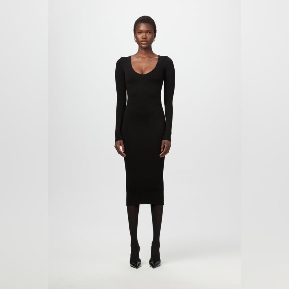 🎀 NAKED WARDROBE M V neck green long sleeve midi bodycon dress
